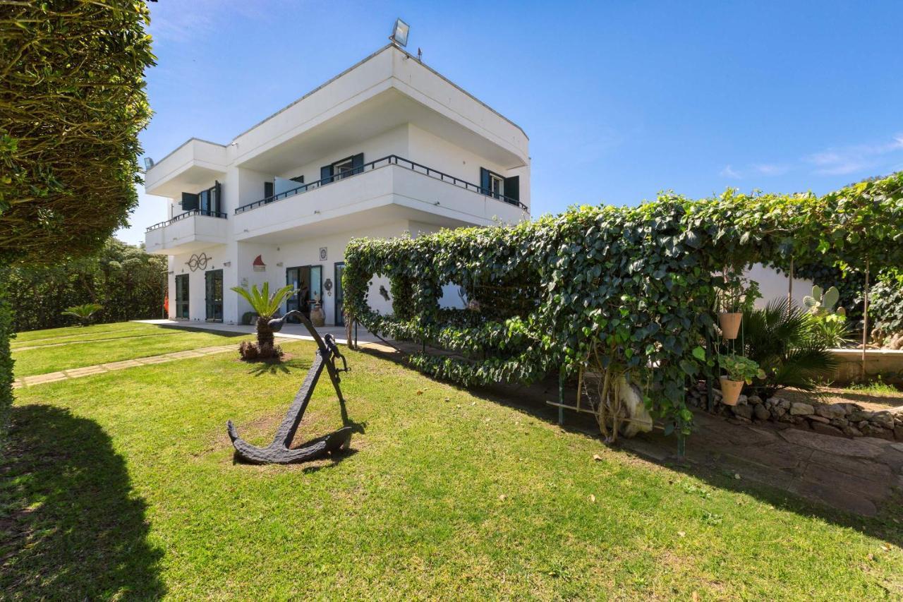Residence Punta Cassano - In Piscina Sulla Spiaggia Di Sabbia San Foca Ngoại thất bức ảnh