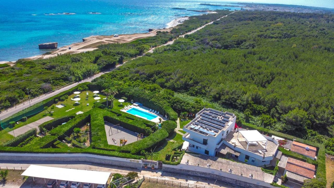 Residence Punta Cassano - In Piscina Sulla Spiaggia Di Sabbia San Foca Ngoại thất bức ảnh