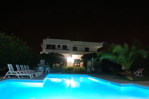 Residence Punta Cassano - In Piscina Sulla Spiaggia Di Sabbia San Foca Ngoại thất bức ảnh